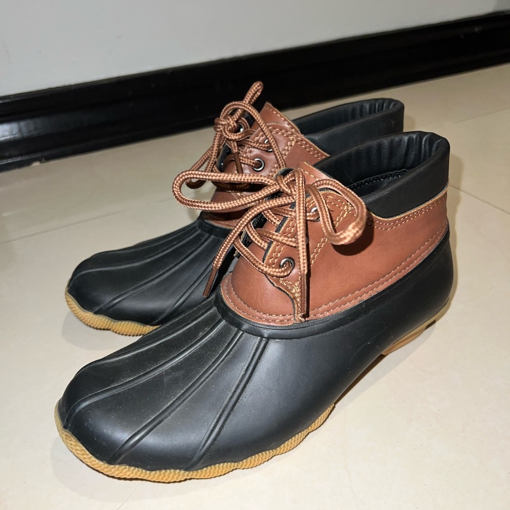 Winter shoes for rain